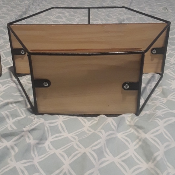 Two Polygon shelfs! - Picture 3 of 4